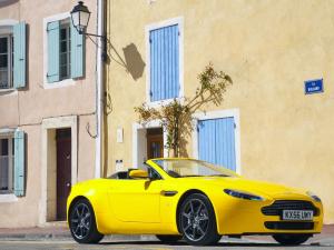 Aston Martin V8 Vantage Roadster 2006 года 
